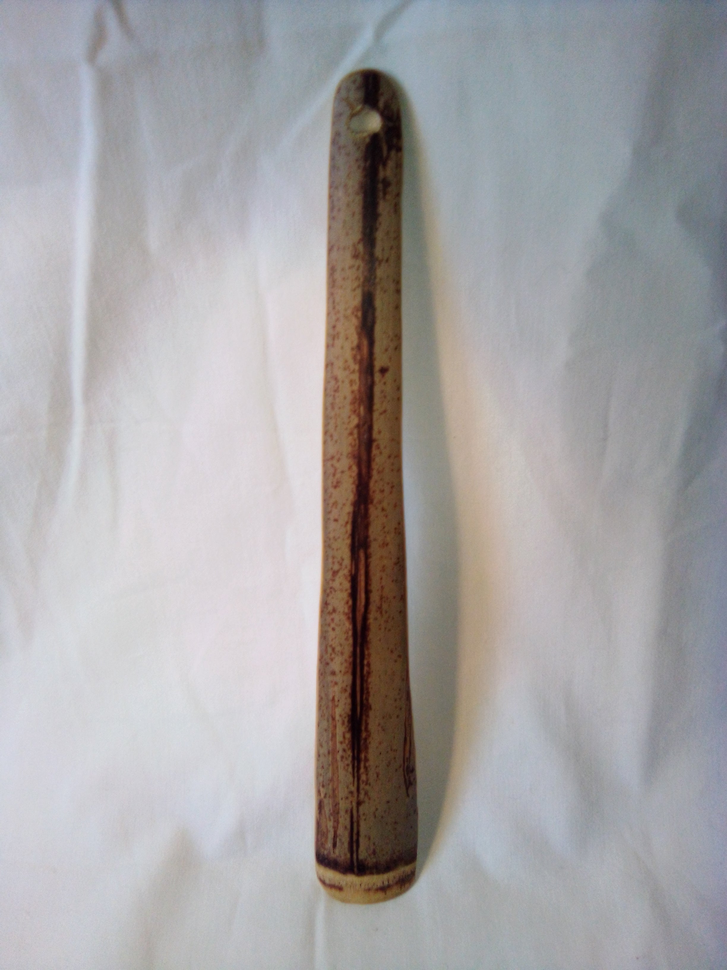Chausse-pied artisanal en bambou noir de 23 cm naturel