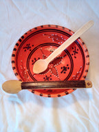 Cuillère à soupe en bambou noir artisanale de 16 cm estampillée d'une croix tête pelée