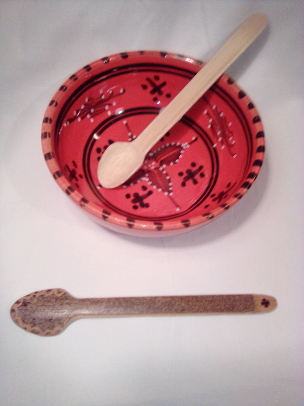 Cuillère à soupe en bambou noir artisanale de 18 cm, estampille en croix, dessin dentelle