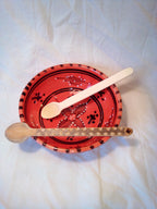 Cuillère à soupe en bambou vert artisanale de 16 cm dessin en point et estampilée d'une croix 