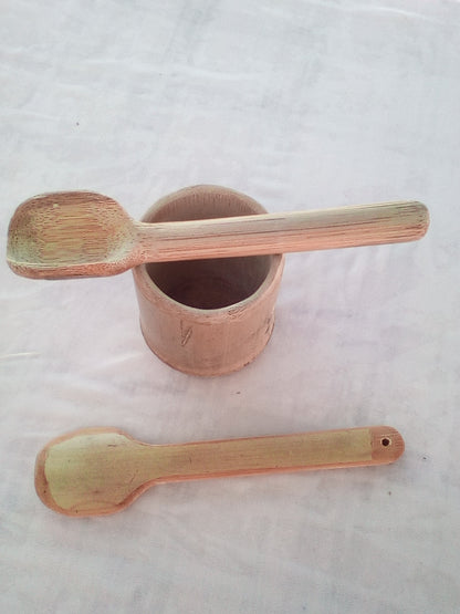 Cuillère à touiller en bambou vert artisanale 8-19 cm à large tête