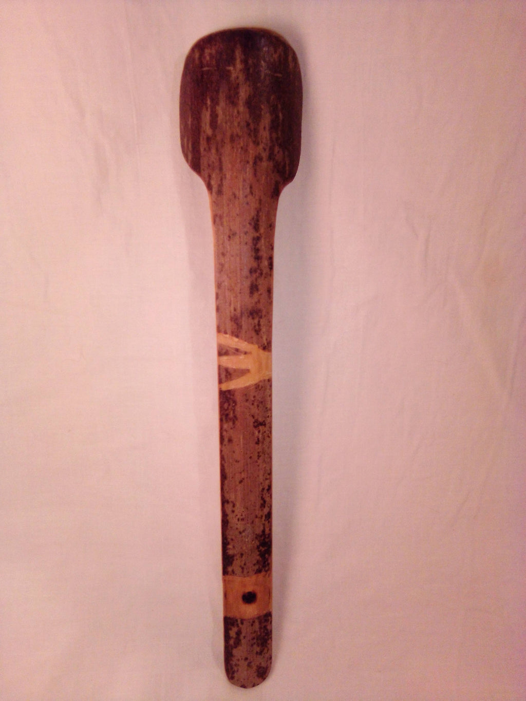 Cuillère  artisanale en bambou noir de 28 cm, finement décorée
