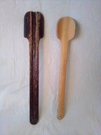 Cuillère en bambou noir de 26 cm, taillée dans le creux