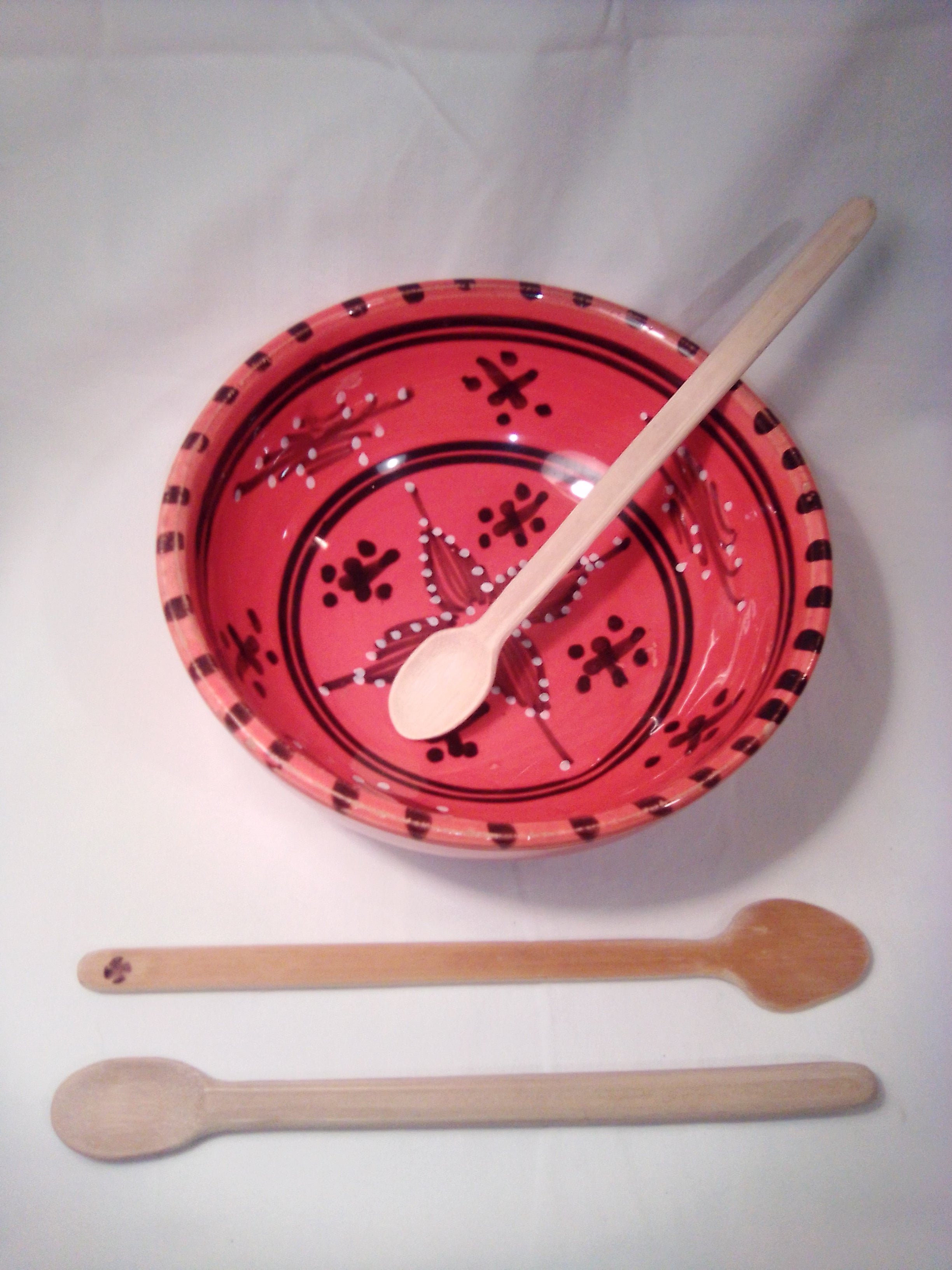 Fine cuillère à soupe en bambou artisanale de 18 cm, pelée, estampillée d'une croix