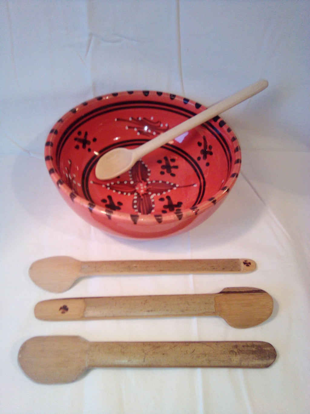 Grose cuillère à soupe en bambou vert artisanale de 17 cm, pelée et estampillée d'une croix