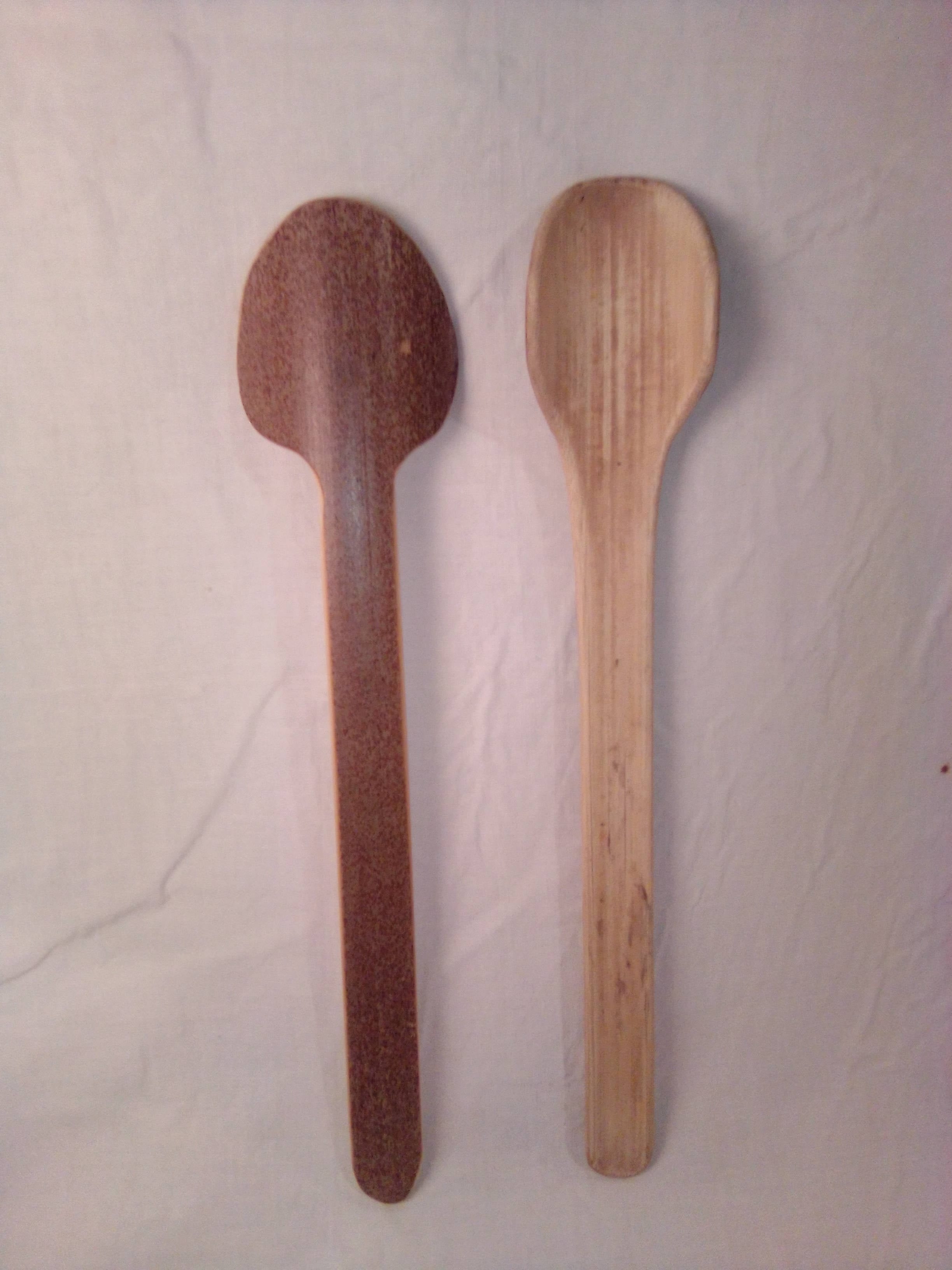Grosse cuillère en bambou noir de 25 cm, naturelle