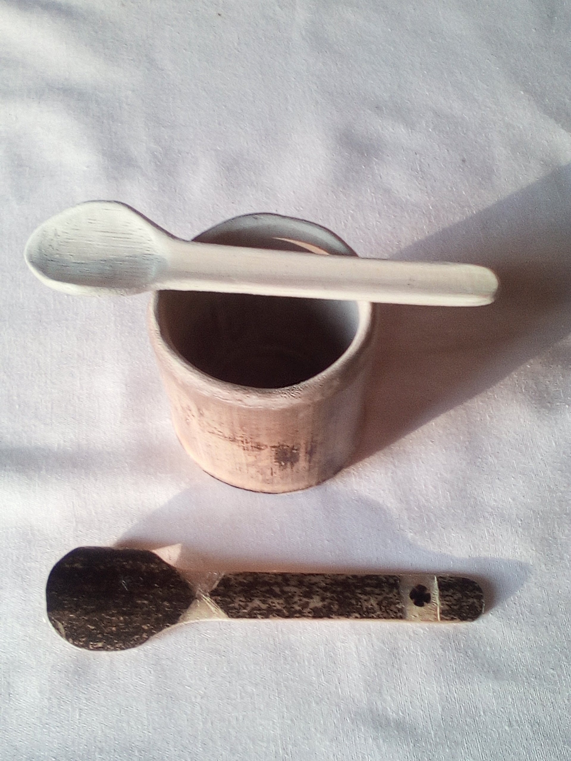 PETITE CUILLERE EN BAMBOU NOIR ARTISANALE 12-13 cm estampille en croix