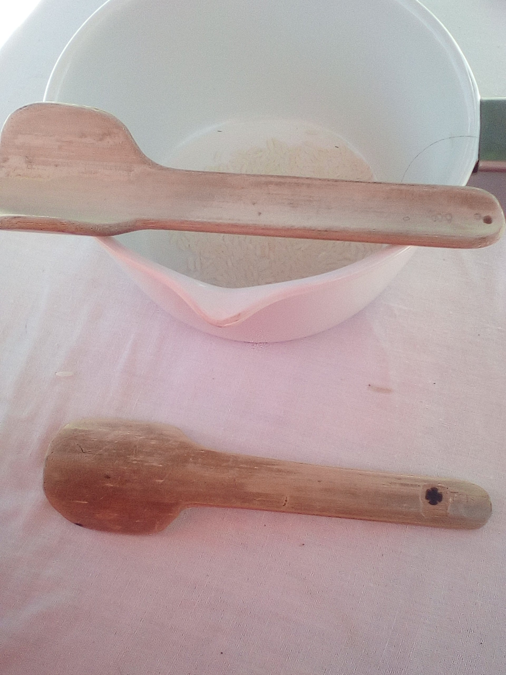 CUILLERES A TOUILLER EN BAMBOU noir ou vert artisanales de 16 cm