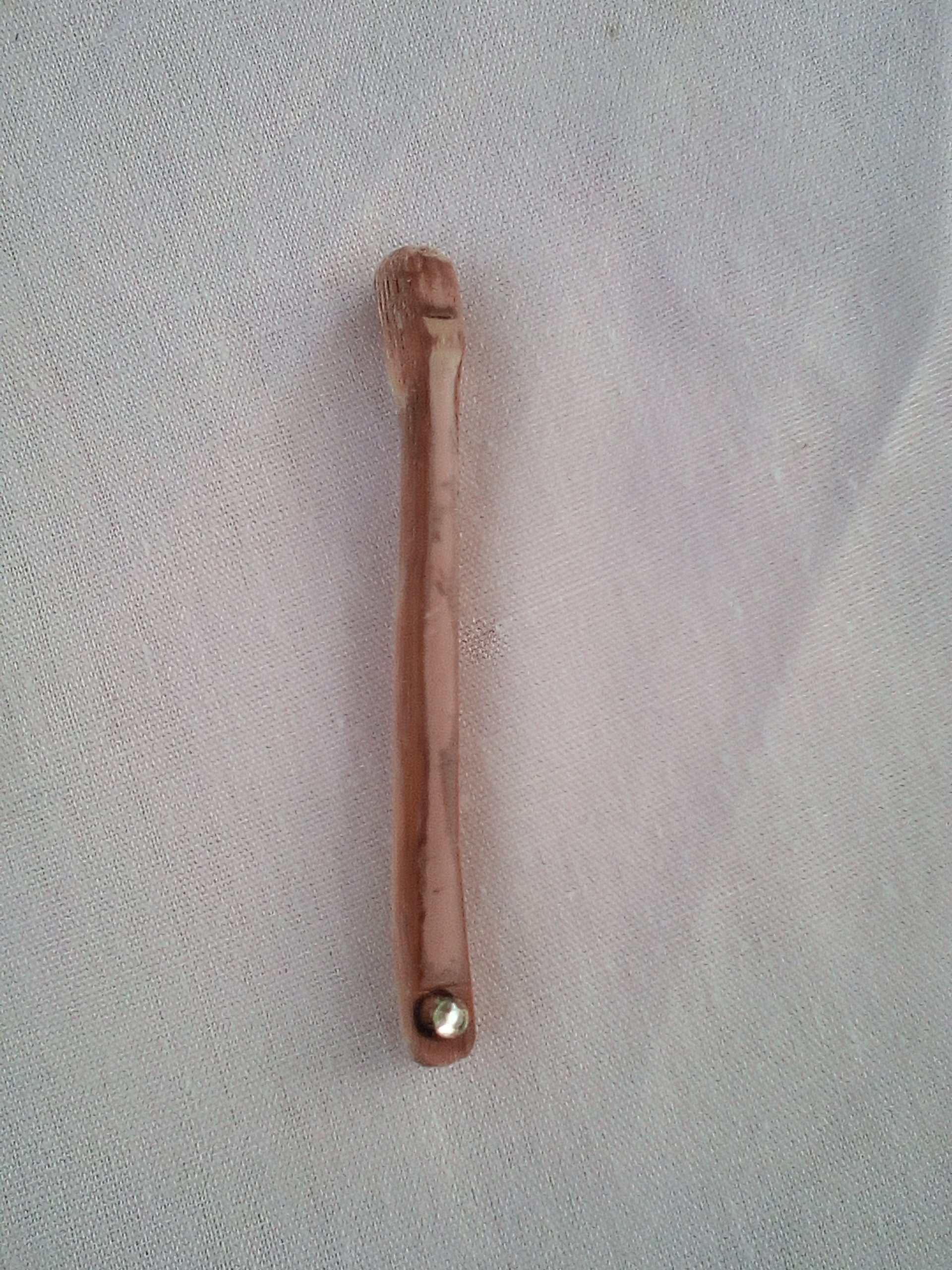 TOUILLEUR EN BAMBOU NOIR OU VERT ARTISANAL de 8-9 cm