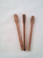 TOUILLEUR EN BAMBOU NOIR OU VERT ARTISANAL de 10-11 cm