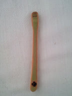 TOUILLEUR EN BAMBOU NOIR OU VERT ARTISANAL de 10-11 cm