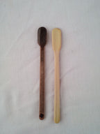 TOUILLEUR EN BAMBOU NOIR OU VERT ARTISANAL de 12-13 cm