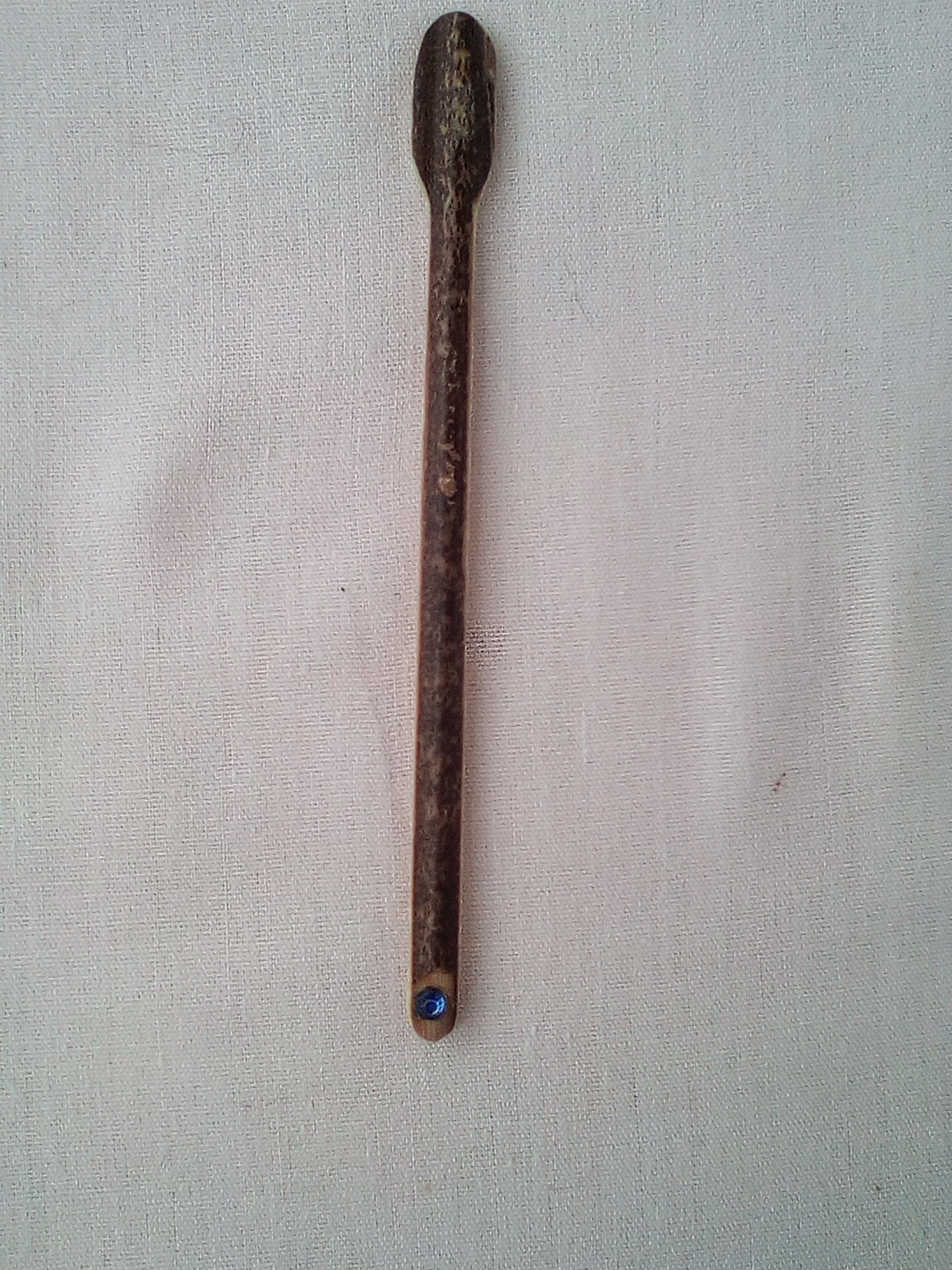 TOUILLEUR EN BAMBOU NOIR OU VERT ARTISANAL de 12-13 cm