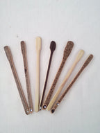 TOUILLEUR EN BAMBOU NOIR OU VERT ARTISANAL de 12-13 cm