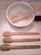 CUILLERE A TOUILLER EN BAMBOU noir ou vert artisanale 22 cm