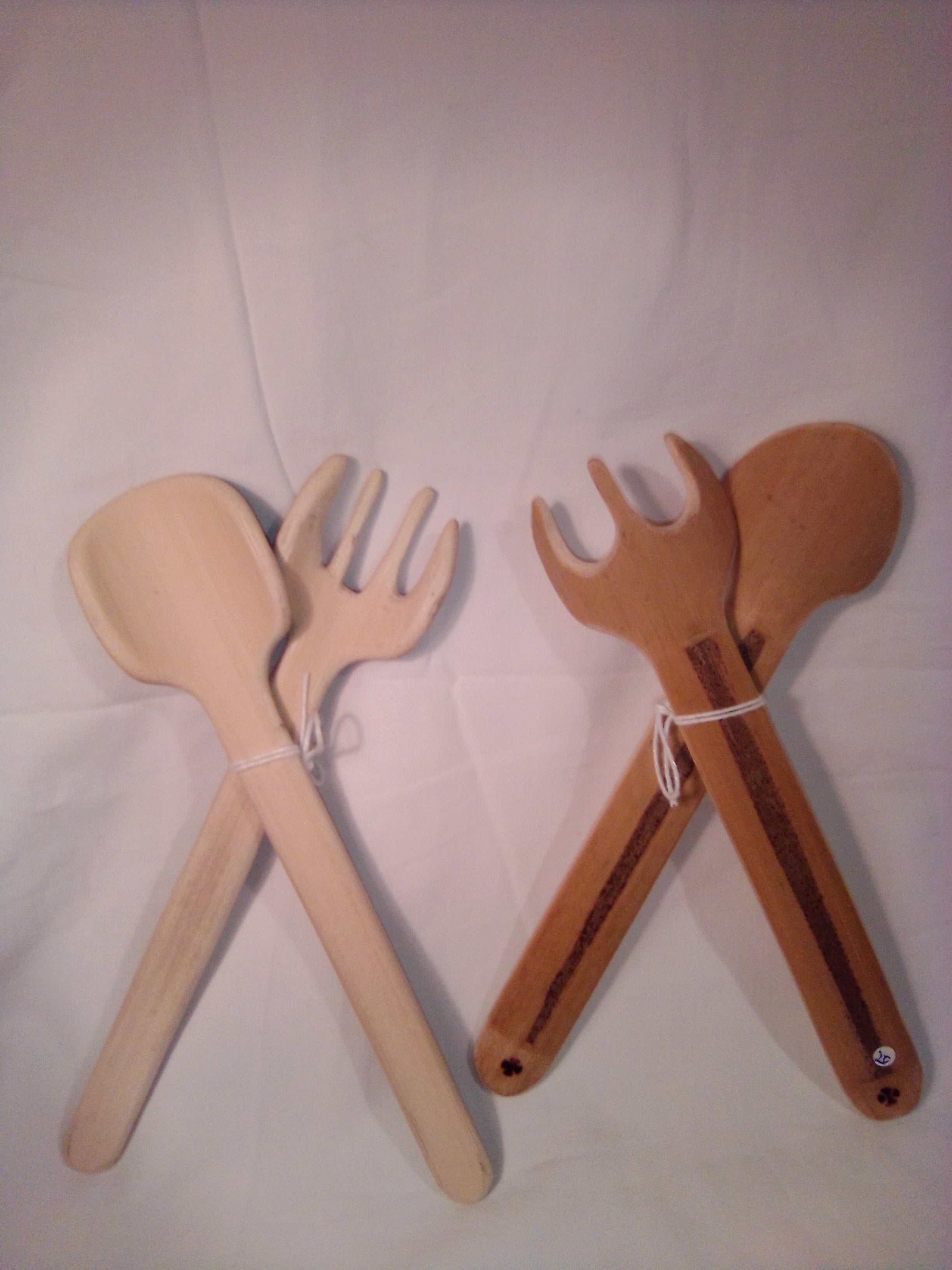 COUVERTS A SALADE EN BAMBOU NOIR OU VERT 100% ARTISANAUX de 15 à 35 cm