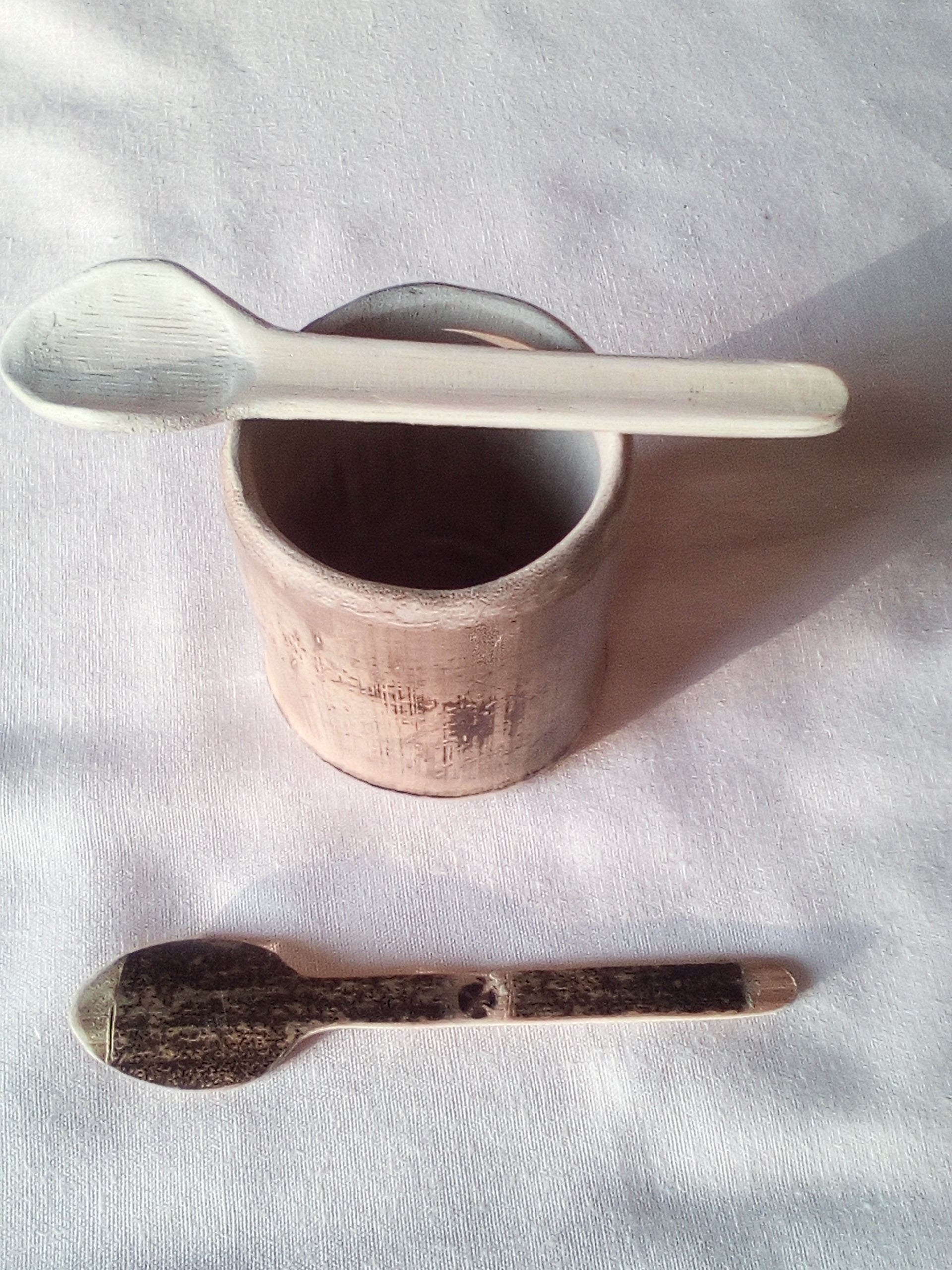 Petite cuillère en bambou noir artisanale estampillée