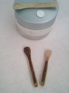 Spatule à maquillage en bambou noir artisanale 5-6 cm 1 strass jaune