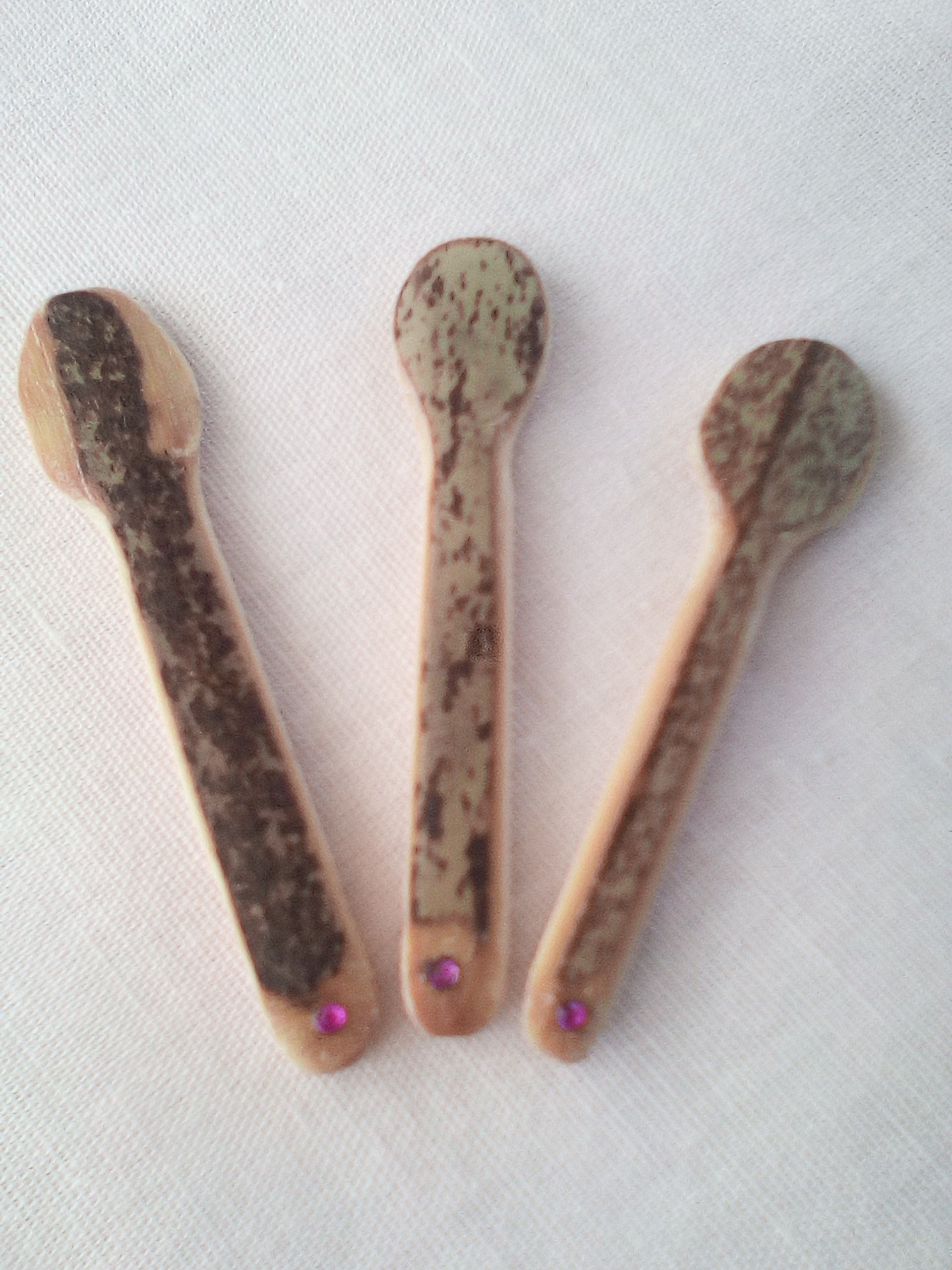 cuillere a maquillage en bambou noir 5-6 cm 1 strass rose