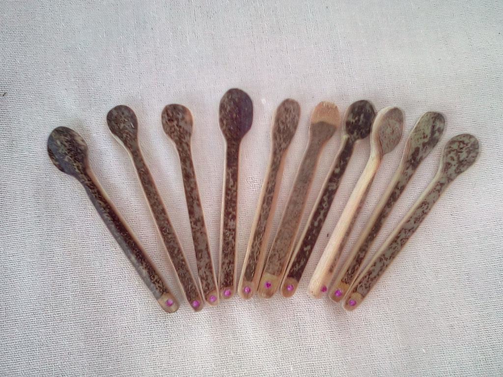 Cuillère à maquillage en bambou noir 6-7 cm strass rose