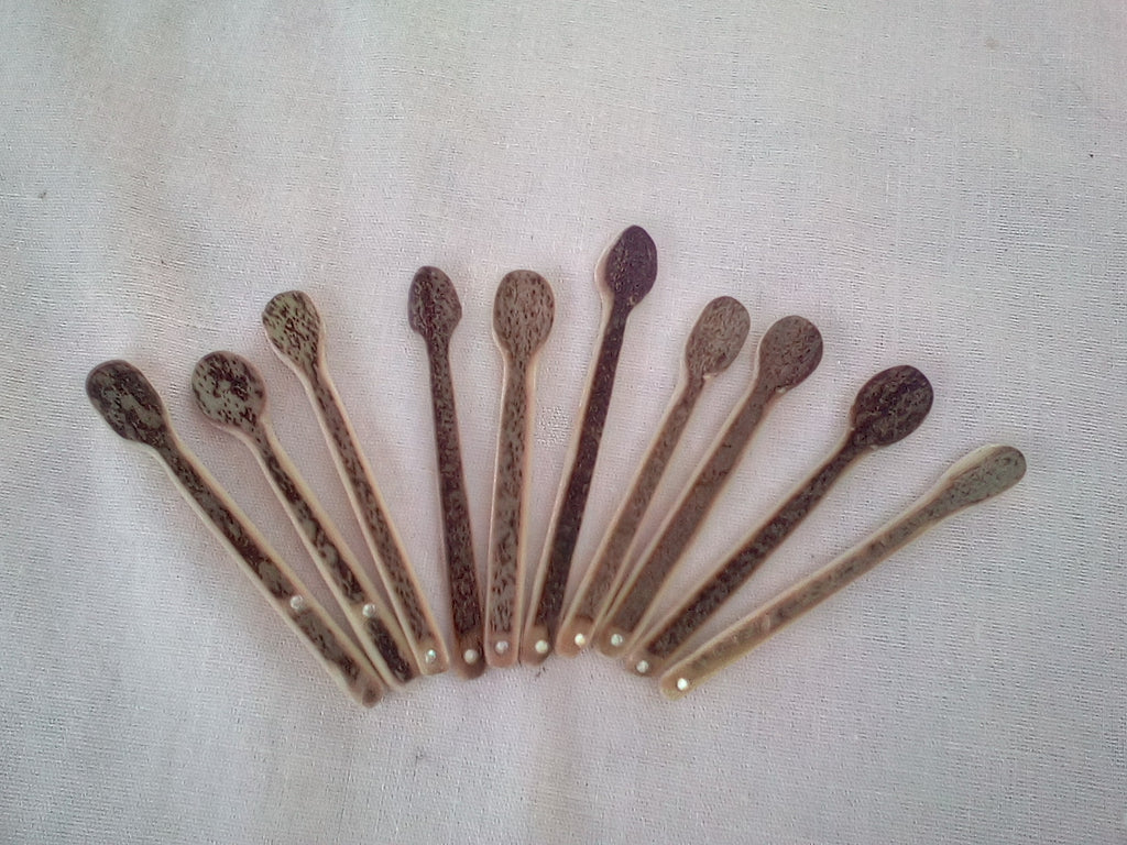 Cuillère à maquillage en bambou noir 6-7 cm strass blanc