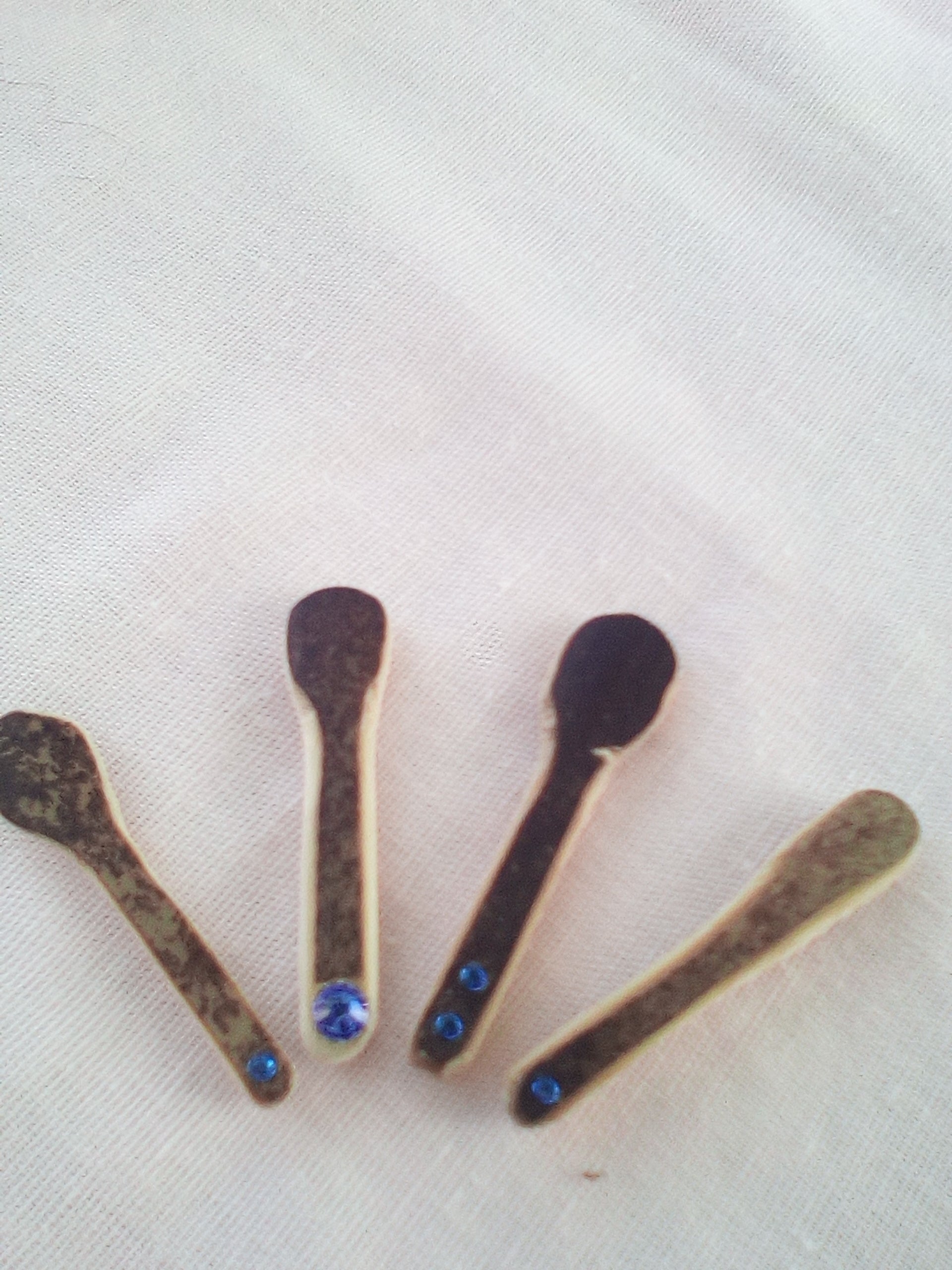 cuillere a maquillage en bambou strass bleu 3-4 cm