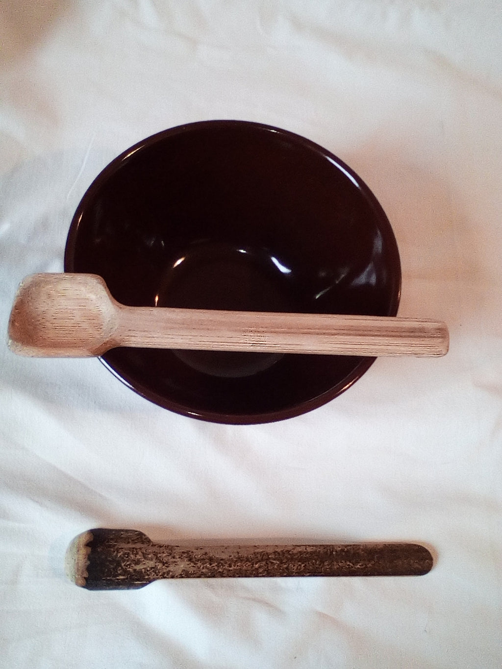 cuillere en bambou noir de 1 cm taille dans le noeud