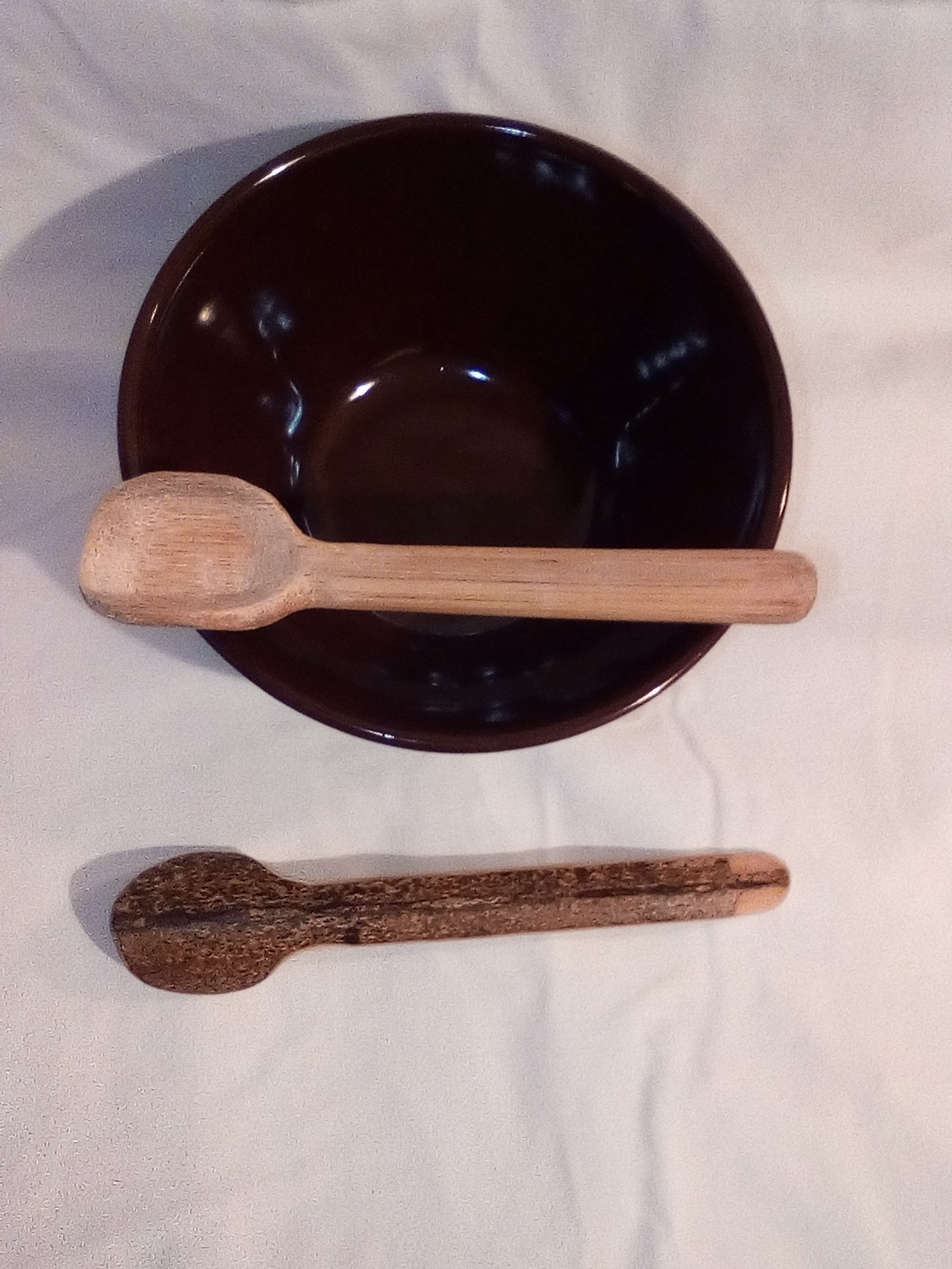 Cuillère en bambou noir naturellement décorée de 15 cm