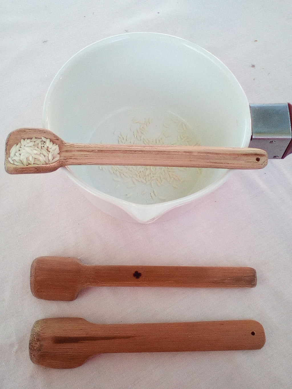 cuillere en bambou vert estampillee de 17 cm